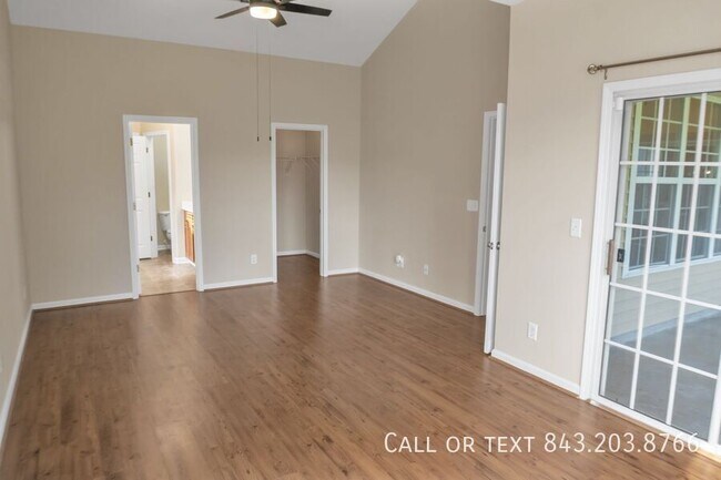 Building Photo - 2407 Storen St