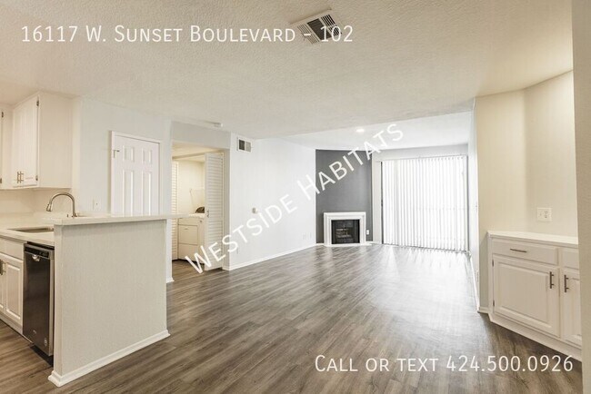 Building Photo - 16117 W Sunset Blvd