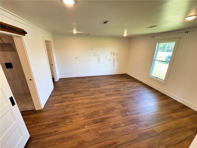 Building Photo - 3714 E Heritage Pkwy