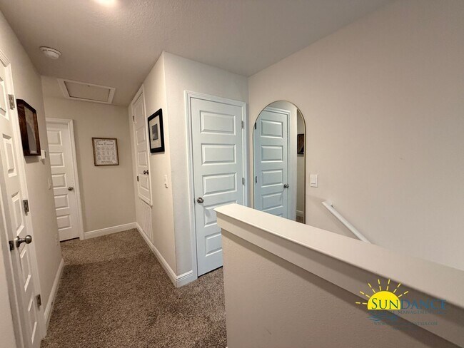 Building Photo - Beautiful 3BR Townhome with Smart Home Features Near Eglin & Hurlburt Field!