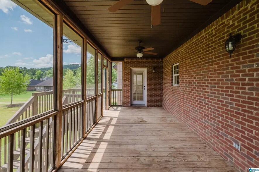 Building Photo - 545 Legacy Dr