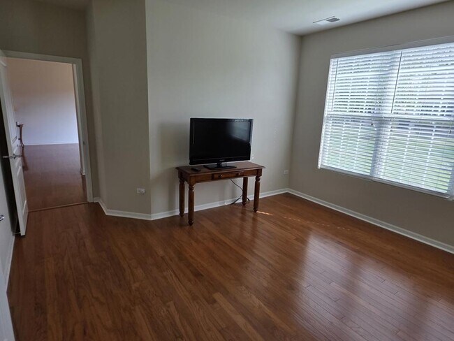 Building Photo - 2772 Cascade Falls Cir