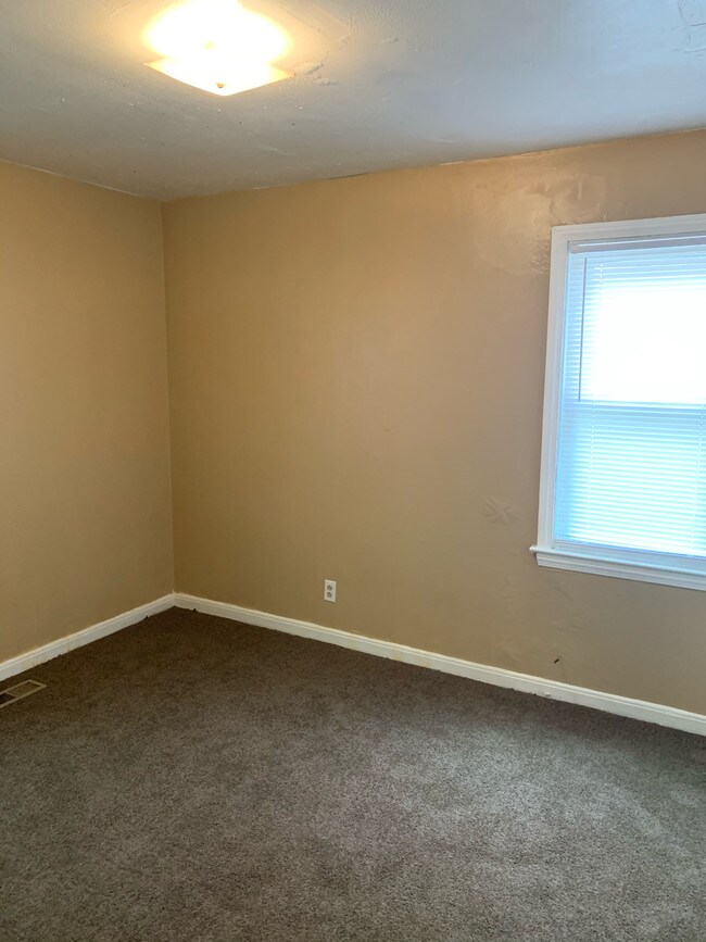 Building Photo - 19516 Trinity St