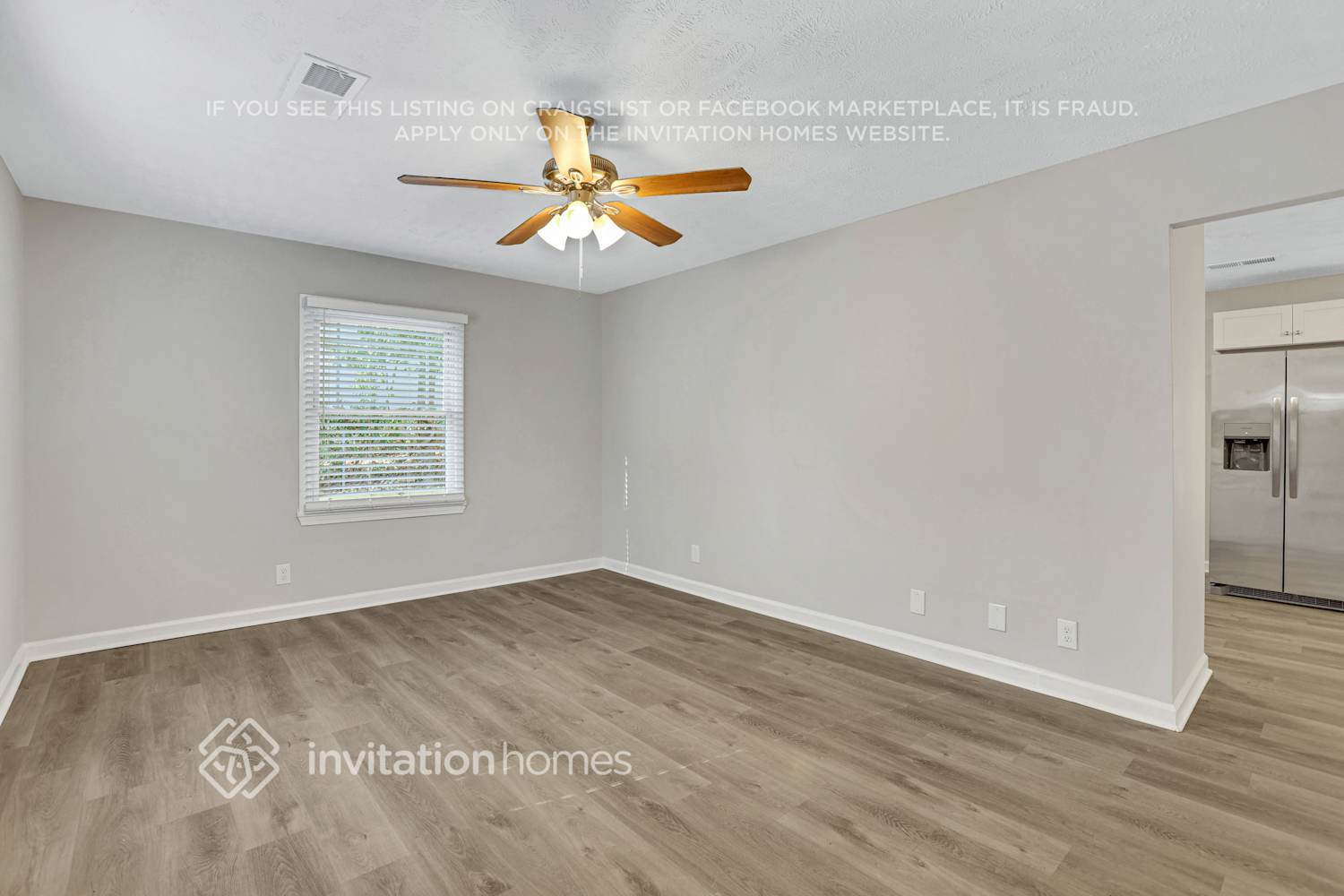 Building Photo - 300 Banberry Dr SE