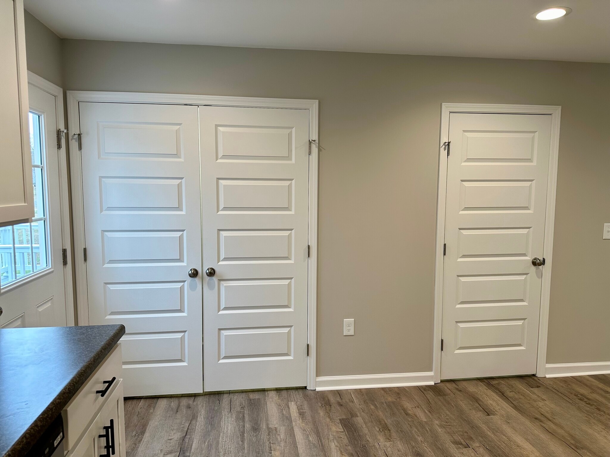 Washer/dryer and pantry area - 2229 Kenwood Blvd SE