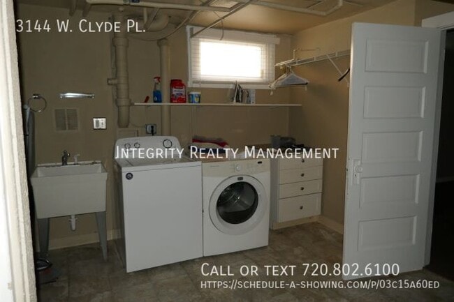 Building Photo - 3144 W Clyde Pl