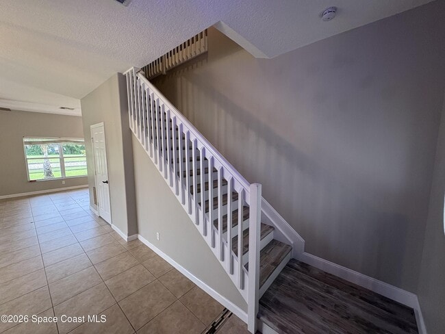Building Photo - 1905 77th Dr