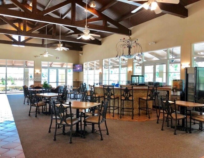 Building Photo - 10700 NW 66th St