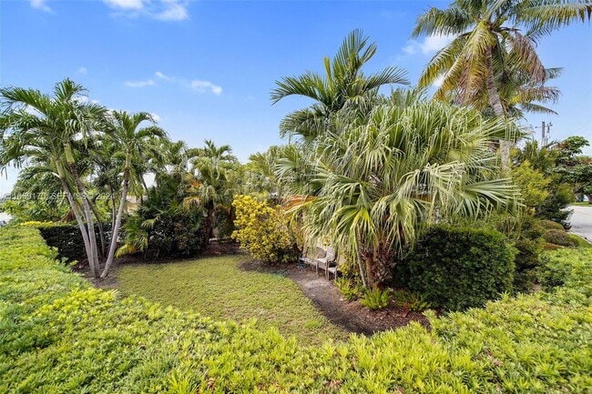 Building Photo - 600 93rd St