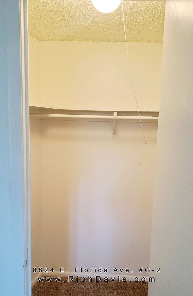 Building Photo - Great location off Leetsdale/Parker and Florida with lots of amenities such as pool, hot tub, clu...