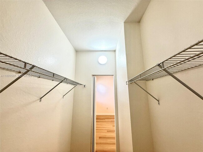 Building Photo - 9446 SW 170th Passage