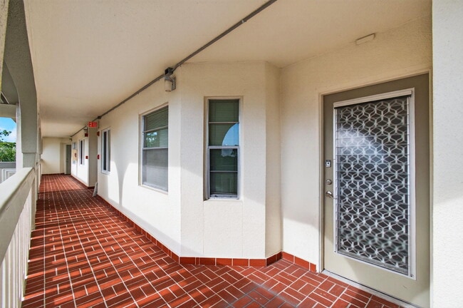 Building Photo - 1501 Cayman Way