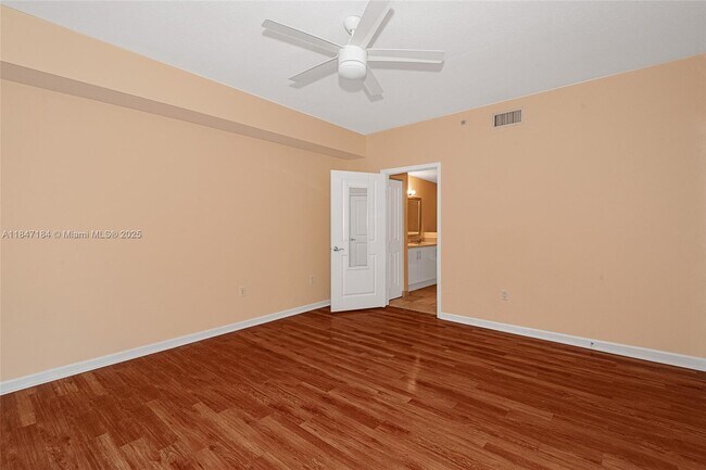 Building Photo - 7900 Harbor Island Dr