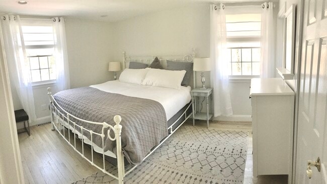 Building Photo - 114 Portside Cir