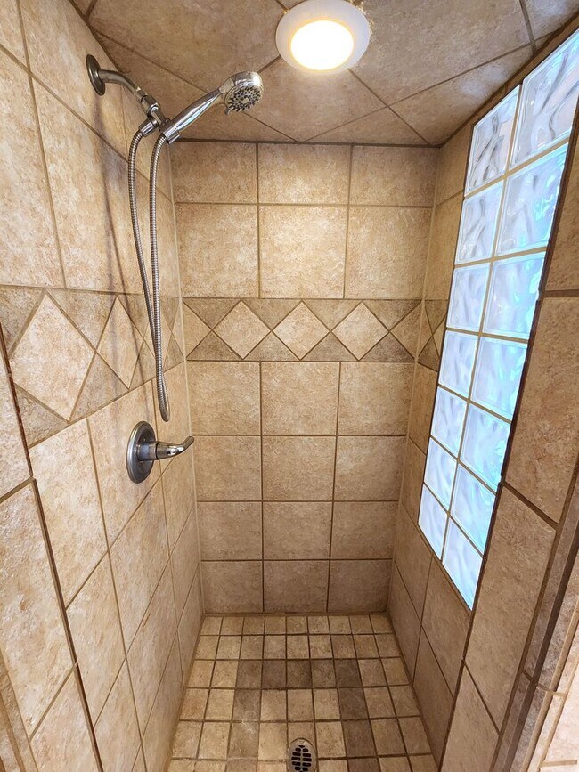 Building Photo - 2270 Spirit Rock Dr