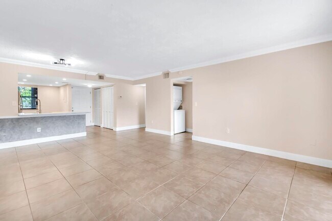 Building Photo - 5200 NW 31st Ave