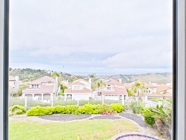 Building Photo - FURNISHED - Elegant 3 bedroom with office in San Clemente's Bella Vista Community