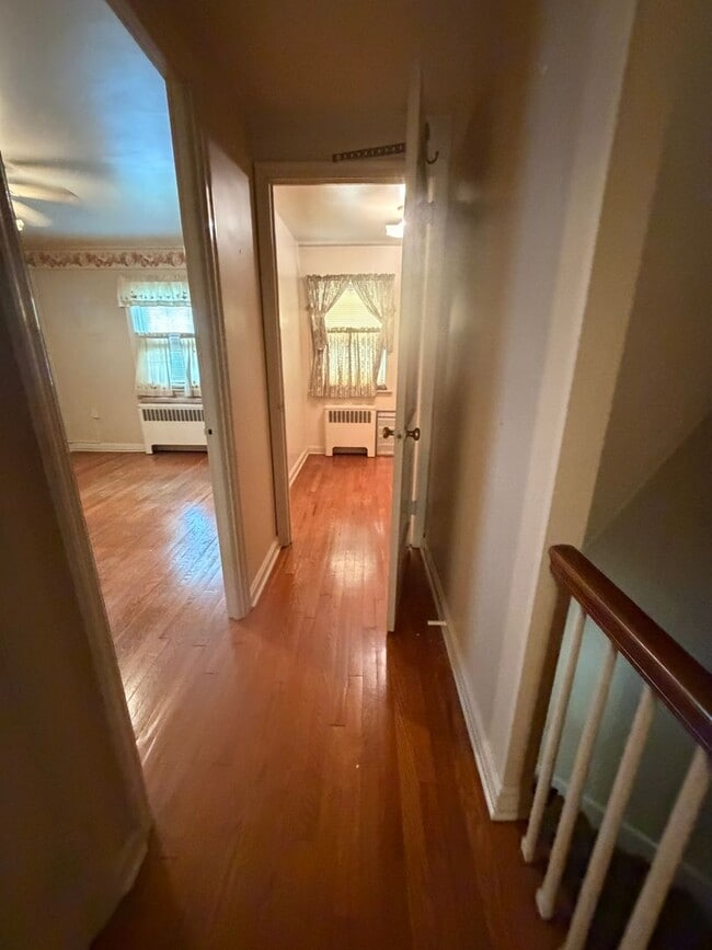 Building Photo - Grandview Heights 3 bd home