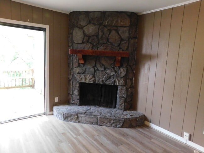 Building Photo - 755 Cahaba Manor Trail