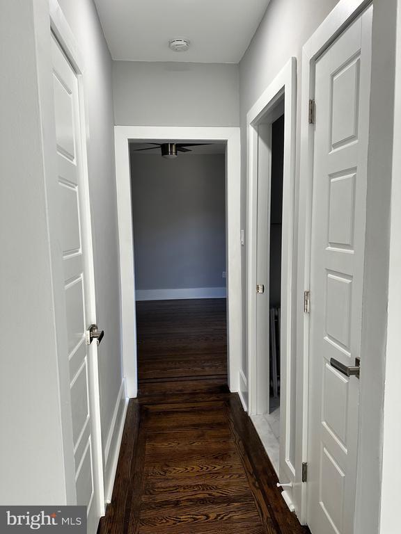 Building Photo - 144 W Allens Ln