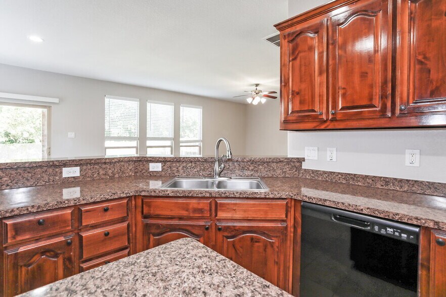 Building Photo - 5053 Britton Ridge Ln