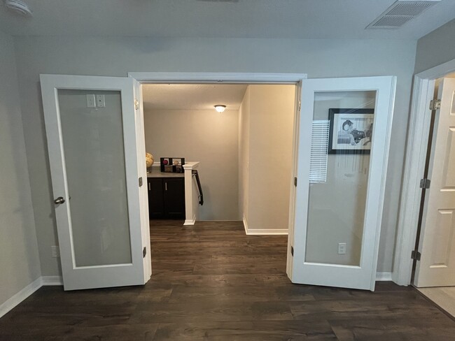 Building Photo - 3561 Brighton Park Cir