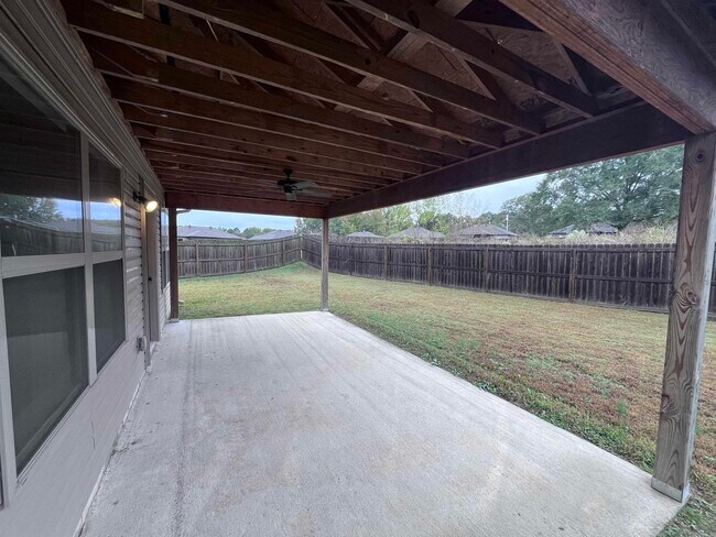 Building Photo - 27 Kasidyann Ct