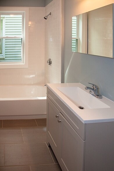 Building Photo - 19 Granite St