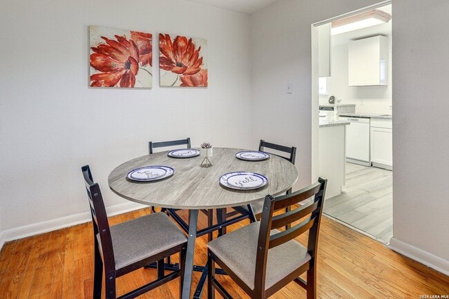 Building Photo - 332 Natalen Ave