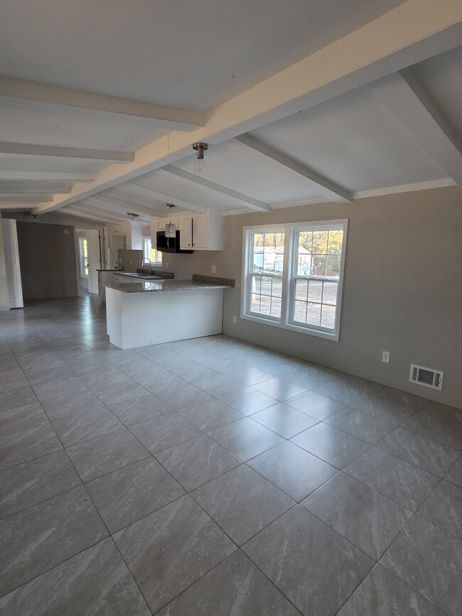 Building Photo - 126 Buckeye Ct