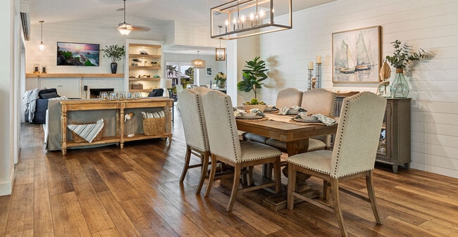 Building Photo - 6611 Surfside Blvd