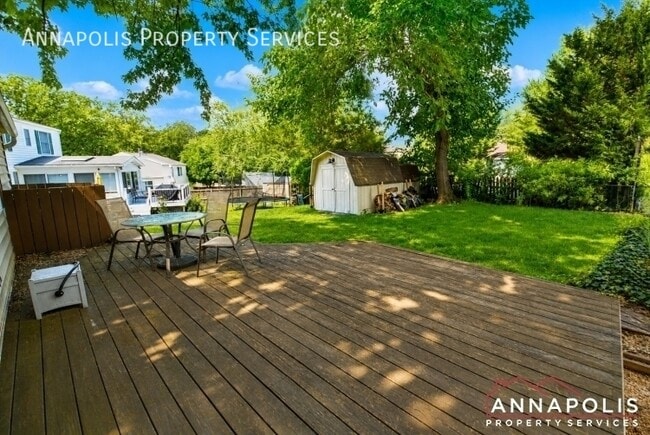 Building Photo - 821 Macsherry Dr