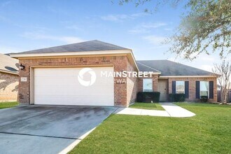 Building Photo - 3 Bedroom Pet-Friendly Home in Crowley, TX with Main Street Renewal
