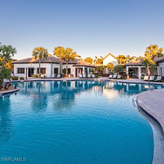 Building Photo - 10419 Carolina Willow Dr