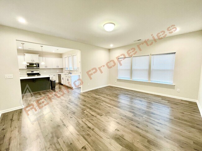 Building Photo - 924 Arlington Wood St