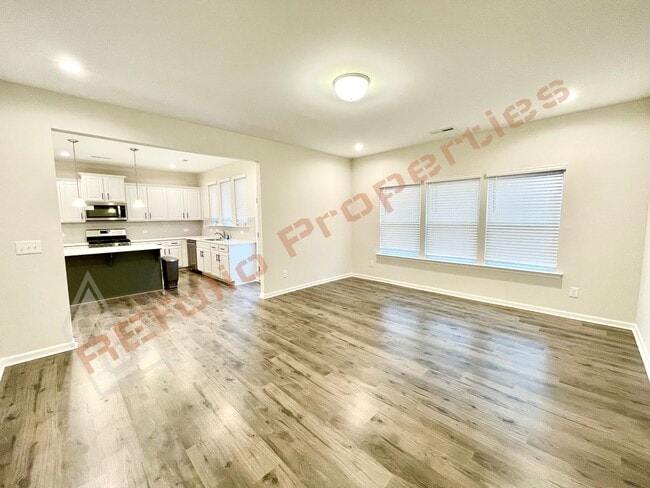 Building Photo - Gorgeous 4 Bedroom, 2.5 Bath House with Office + Loft in Arlington Meadows, Fuquay Varina, April 7!