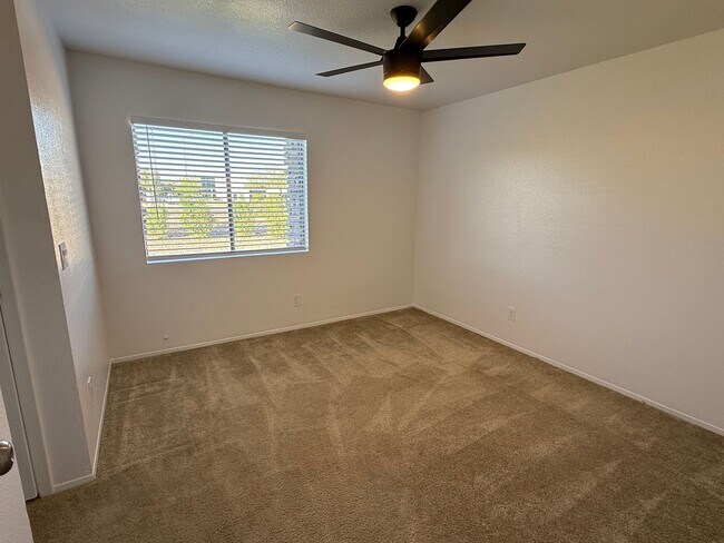 Building Photo - Shadow Mountain 2 Bd/2Ba Single-Level Townhome w/ Fireplace & Pool **$500 off 1st Month**