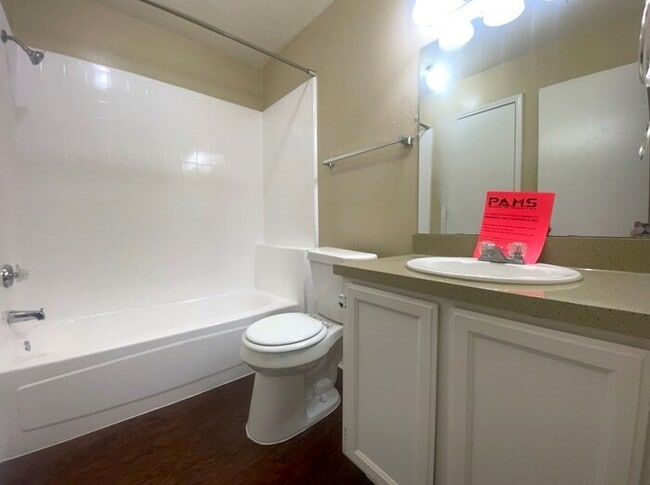 Building Photo - "The Perfect Pair: 2 Beds, 2 Baths, 2-Car Garage — Ready for You!"