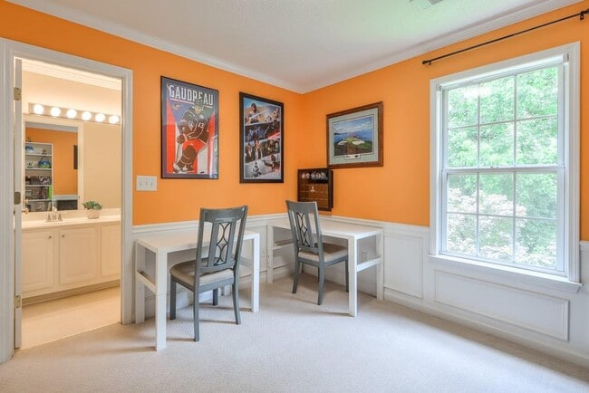 Building Photo - 508 Keeneland Ave