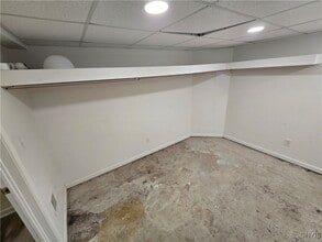Building Photo - 205 Elmbrook Dr
