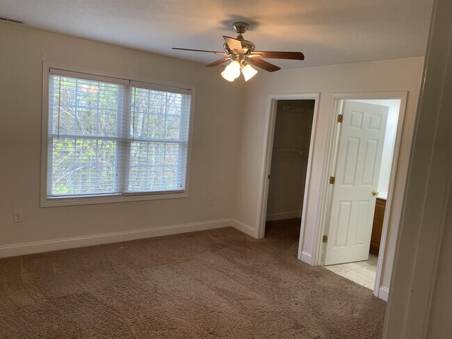 Building Photo - 172 Beth Ln