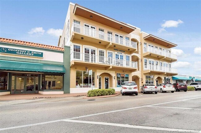 Building Photo - 2929 SE Ocean Blvd