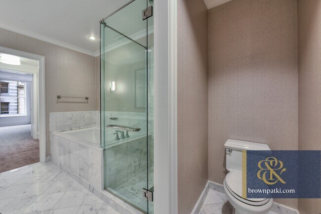 Building Photo - 690 Market St