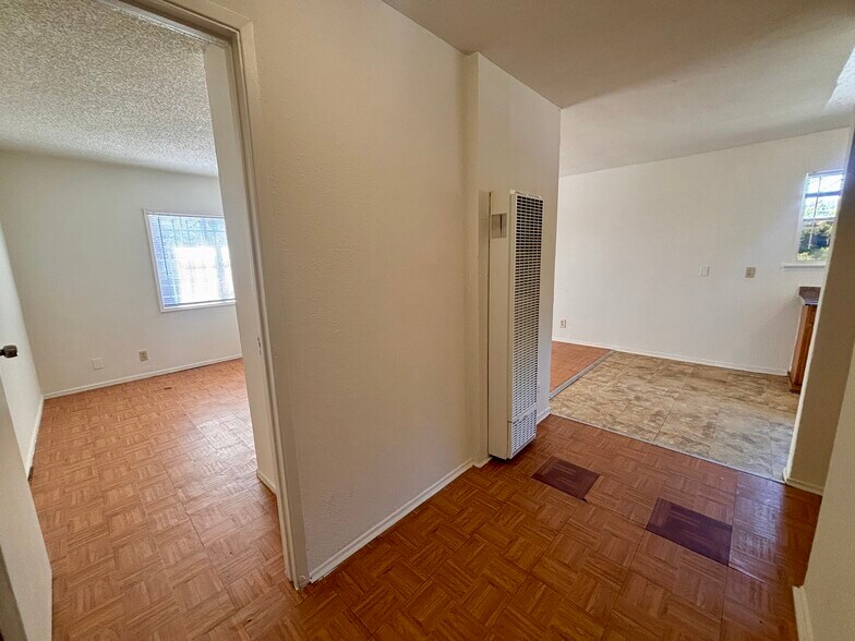 Building Photo - 8522 MacArthur Blvd