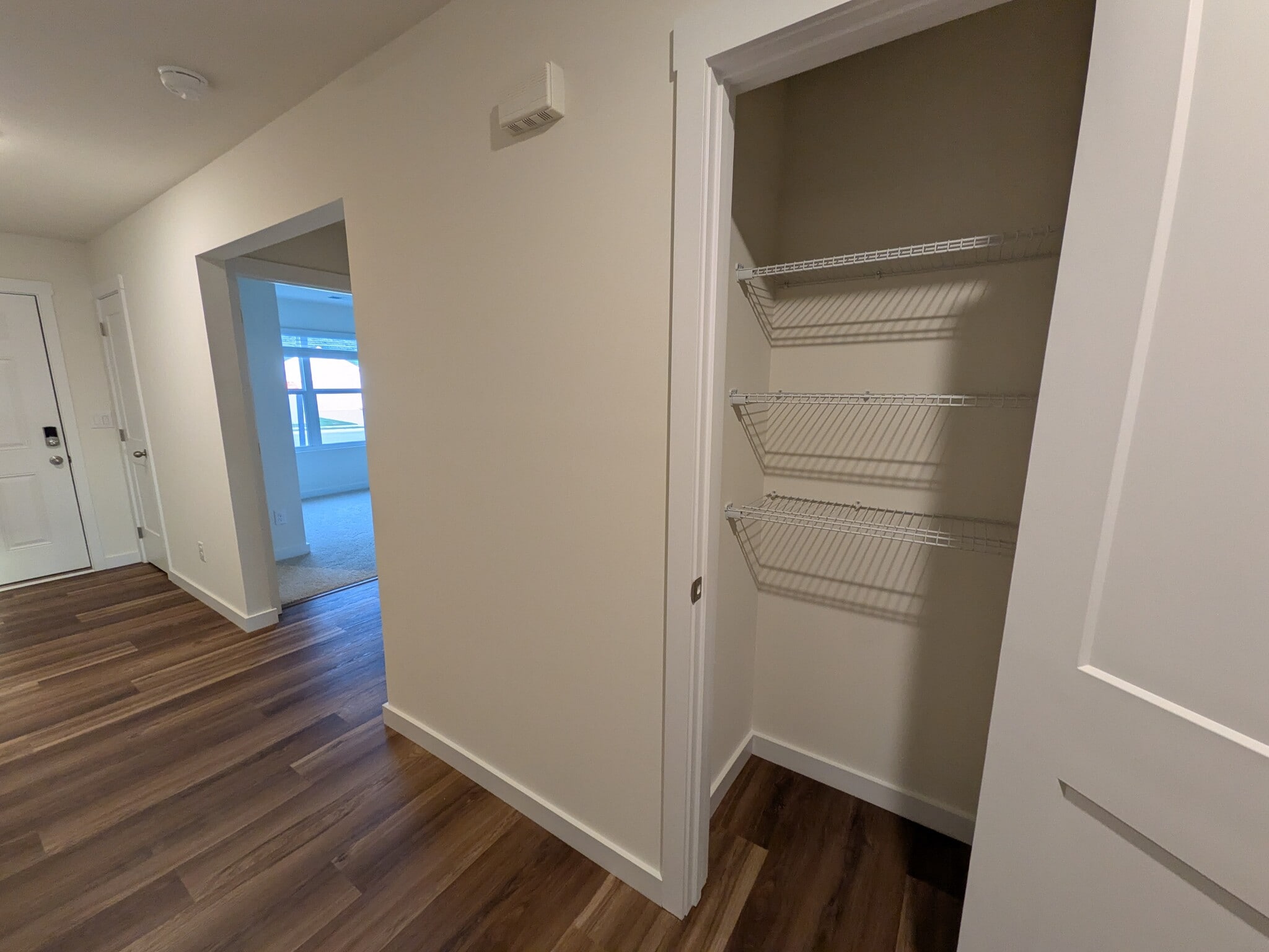 Building Photo - 8483 Bright Water Dr