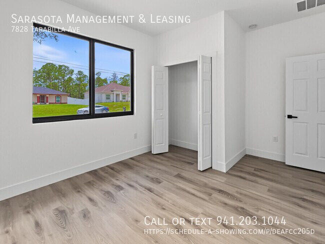 Building Photo - 7828 Tarabilla Ave