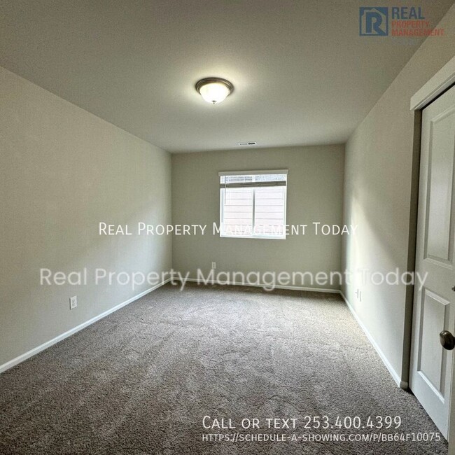 Building Photo - $300.00 MOVE IN SPECIAL!! Beautiful 5 Bedr...