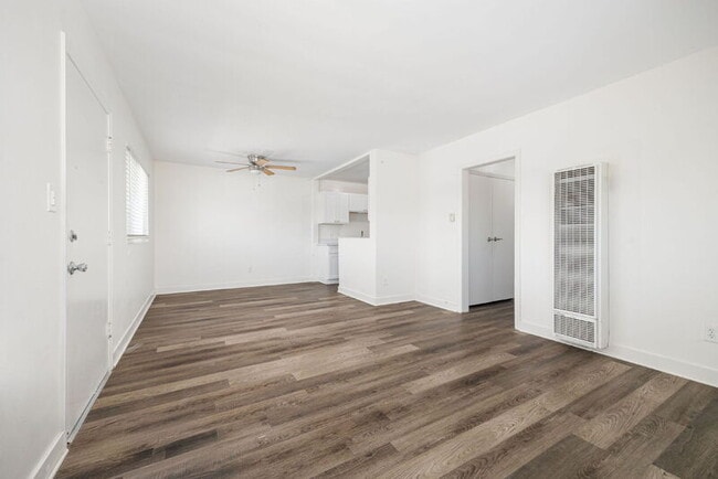 Building Photo - 4284 Schoolridge Ln
