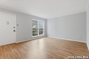Building Photo - 8702 Village Dr