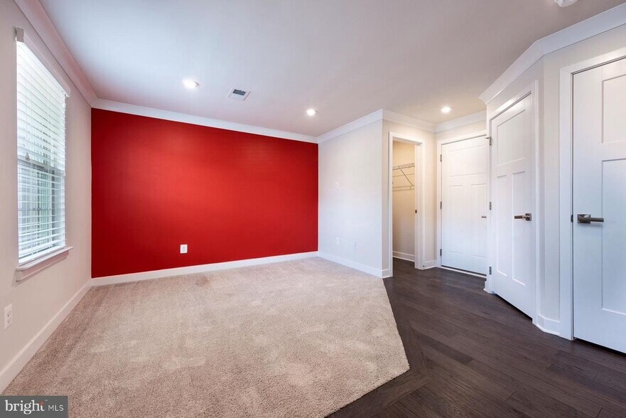 Building Photo - 18093 Red Mulberry Rd